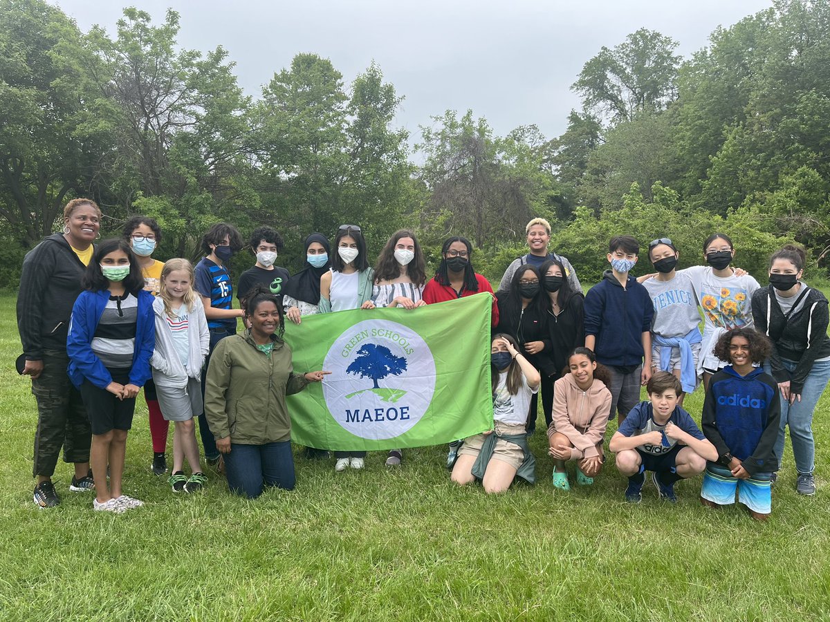 KimJRedder's tweet photo. All in week’s work at Sligo! Brave space dialogue, Maryland Green Schools celebration (3rd time), Spring Concert and the annual Staff vs Students basketball game as a wrap-up of the kids raising money for the American Cancer Society. #sligonation #engagement @PBilock @APImamura https://t.co/27OsiaZMuF