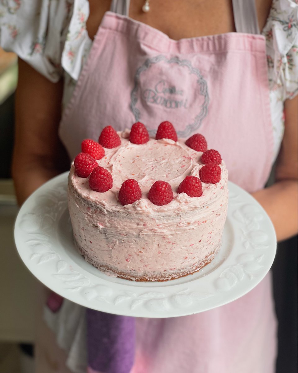 💗 Guten Morgen, meine Lieben! Was backt ihr dieses Wochenende? xxx Cyn

#backen #backenmitliebe #modernbaking #nakedcake #cynthiabarcomi