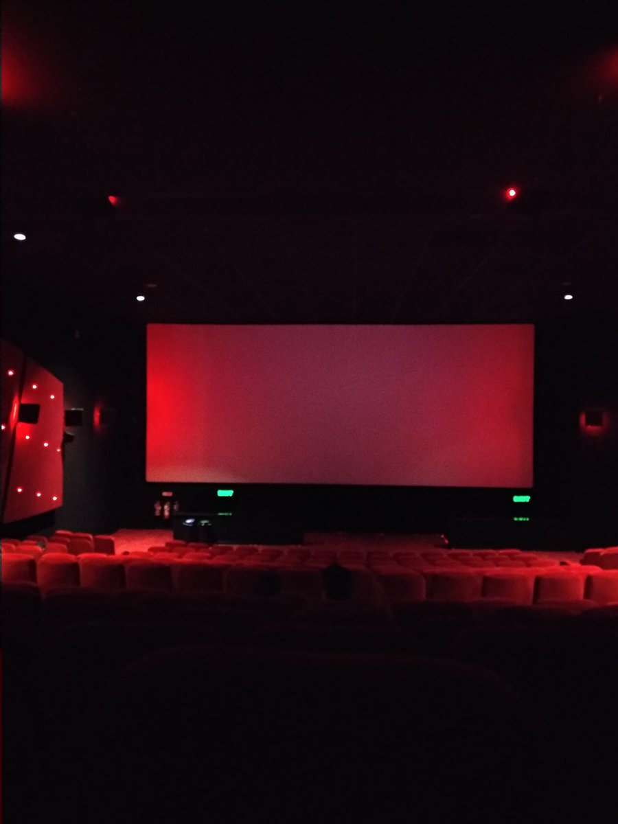 Nice ambience @PicturesPVR  #juhupvr