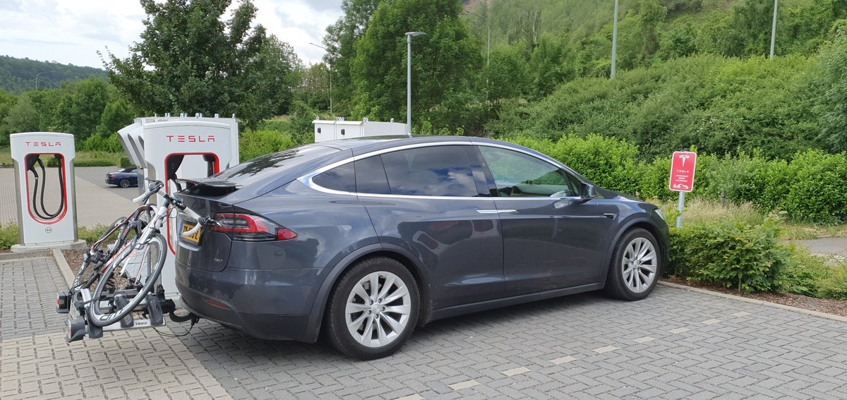 RayWagemaker's tweet image. On the move to #Alpe #d&apos;HuZes. Fundraiser tour for research on cancer. Working on a better world in which we do not die from cancer and lesser CO2.