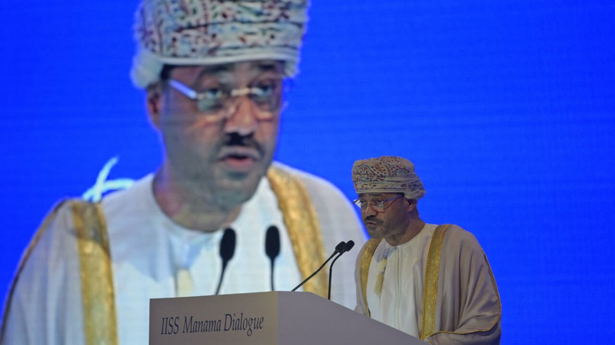 وزير الخارجية العماني لصحيفة لوفيغارو : عمان لن تنضم إلى اتفاقات إبراهيم للتطبيع مع إسرائيل mc-d.co/1iWC