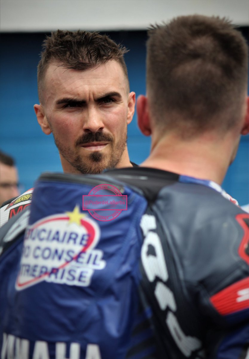 .<a href="/lorisbaz/">Loris baz</a> no acaba la Race2 de Estoril muy contento.
Y a las pruebas me remito 🙊
#SBK #WSBK #WorldSBK #EstorilWorldSBK