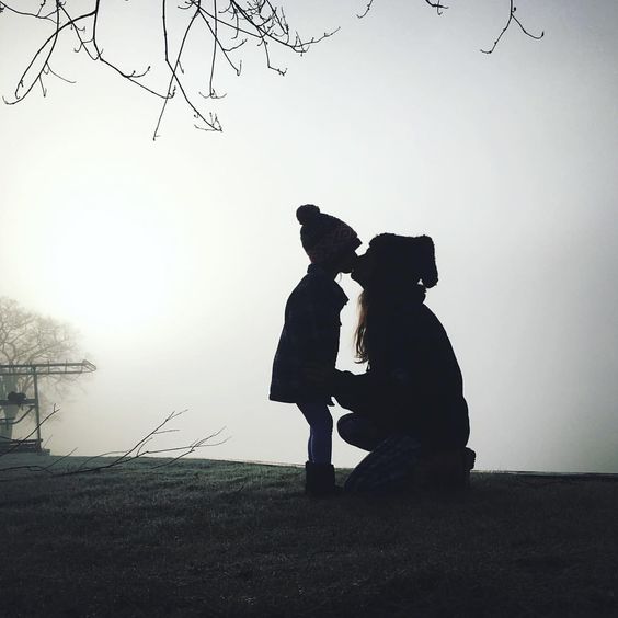 Sono 3 anni oggi che ho adottato Layla, sopravvissuta ad un naufragio. Ringrazio il governo Olandese che ha permesso a una donna single di dare casa, protezione e amore a una piccolina, e lo ha fatto rapidissimamente da quando è sbarcata. #savethechildren