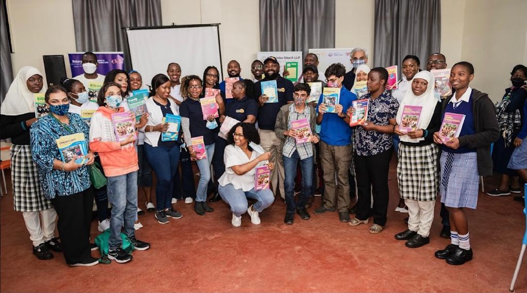 RCUpperhill's tweet photo. Its World Menstrual Hygiene Day 2022! 

#thecoolestclubonthehill has been continously working with Kibera Girls Soccer Academy @KiberaGirls to provide sanitary towels to their students! 

This was our inaugural project as a club, and one very close to our hearts. https://t.co/AlBJKZXxbn