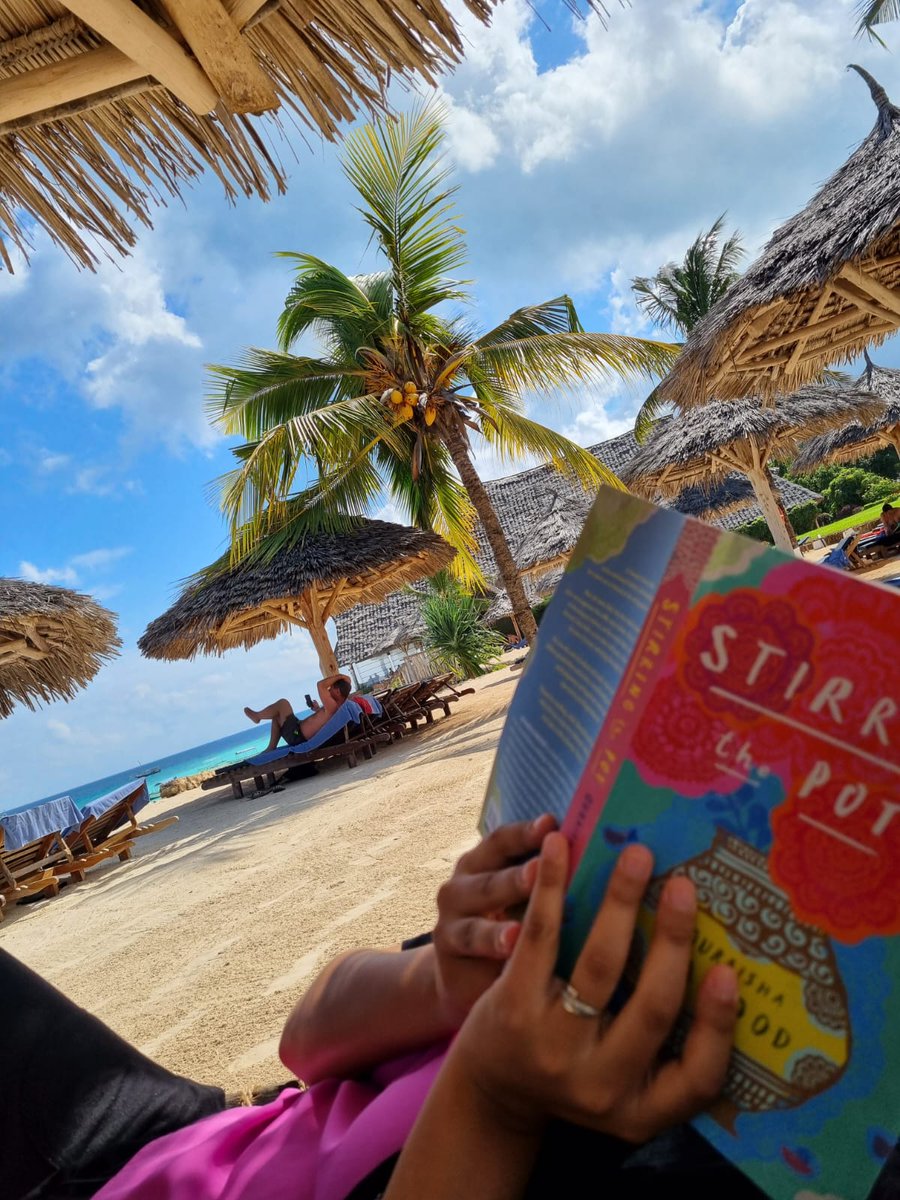 quraisha_d's tweet image. How I wish I could travel to all the places by book goes. Thank you @corpsekicker for taking us to Zanzibar 🏖️