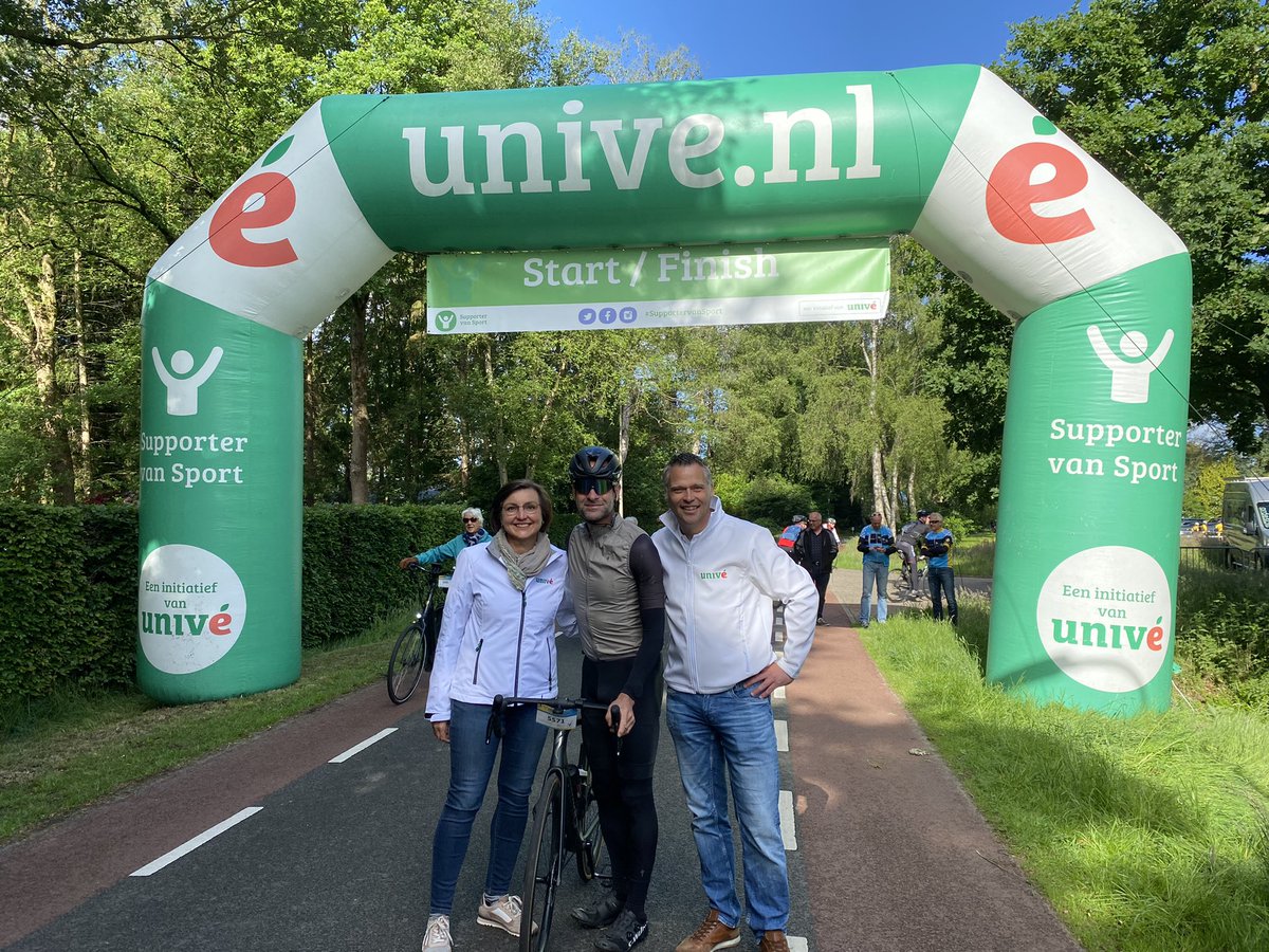 booij11's tweet photo. Start @evtdalfsen @TC_Dalfsen #trotse #hoofdsponsor @univestadenland @unive @erbenwennemars #dalfsen https://t.co/L59Lk6EHW1