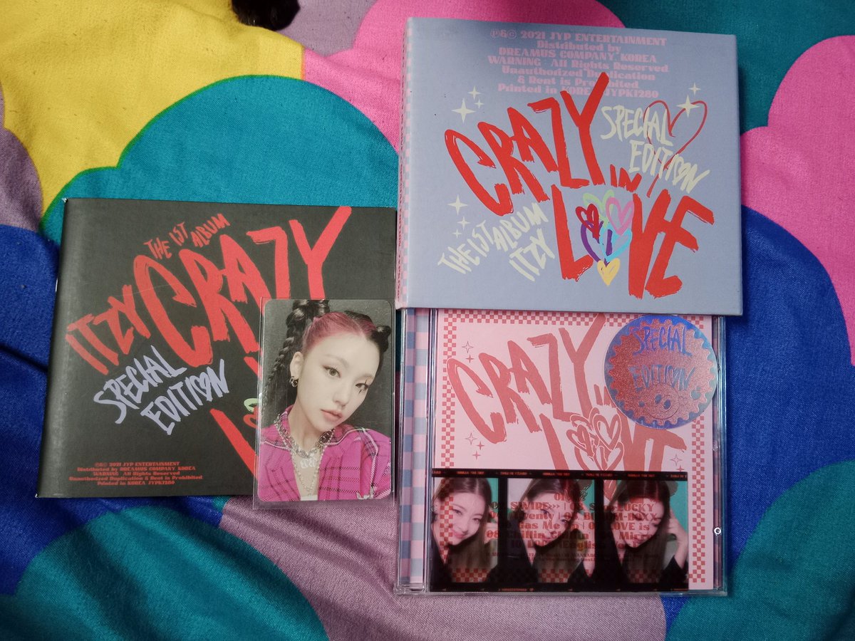 WINTERSKYPH's tweet photo. WTS LFB 

ITZY CIL JEWEL CASE UNSEALED 
❄️ COMPLETE INCLUSION EXCEPT 1 PC 
❄️ ALL ONHAND 
❄️ MINT CONDITION
❄️PHP 600
❄️ PAYO 

MOP: GCASH 
MOD: SCO, GGX, SDD 

REPLY/DM TO CLAIM https://t.co/Fs94qAY1hF