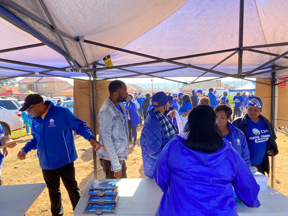 DAGauteng's tweet photo. 📍Ward 53, Azelia Street, Soweto. 

Final push before the by-election taking place on 1 June. Our activists and public representatives are out in numbers. 

#VoteDA https://t.co/GwPLPe2aT2
