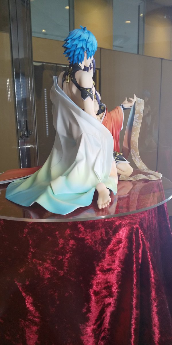 drmK1NUTAda's tweet photo. 帯の裏地の匂わせもさることながら蒼葉の足裏も麗しだった、すごい、これがお家に来る未来があるんですか……！？ https://t.co/Vu7UpbEYuJ