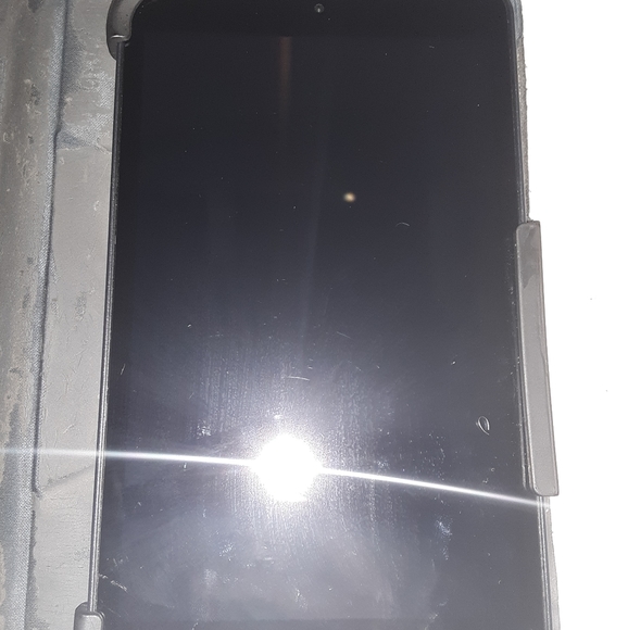 So good I had to share! Check out all the items I'm loving on <a href="/Poshmarkapp/">Poshmark</a> #poshmark #fashion #style #shopmycloset #gap #samsung: posh.mk/hpLzHi4roqb