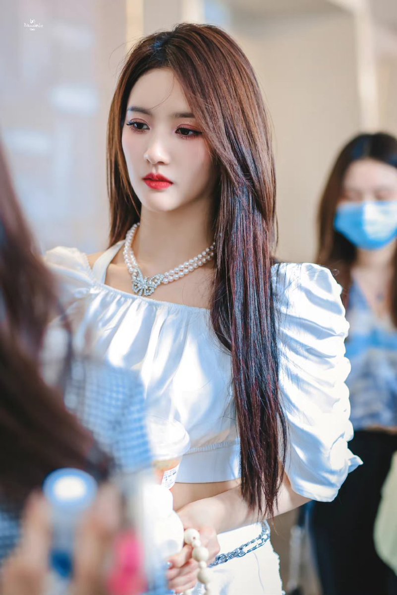 [ 220423 ] | 中国婚礼 filming | 

© GingerSnap-王艺瑾 , Diamonds·刘些宁
#硬糖少女303 #bonbongirls303 #wangyijin #王艺瑾 #liuxiening #刘些宁 #njzy #宁瑾致远