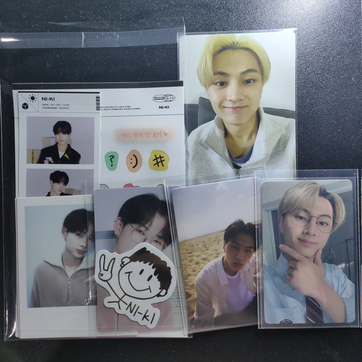 KpopCartzPH's tweet photo. #KPCInterest
INTEREST CHECK PO HEHEHEHEJ SELLING AS SET ONLYYYYY ☺️ https://t.co/ItjOwVovbG
