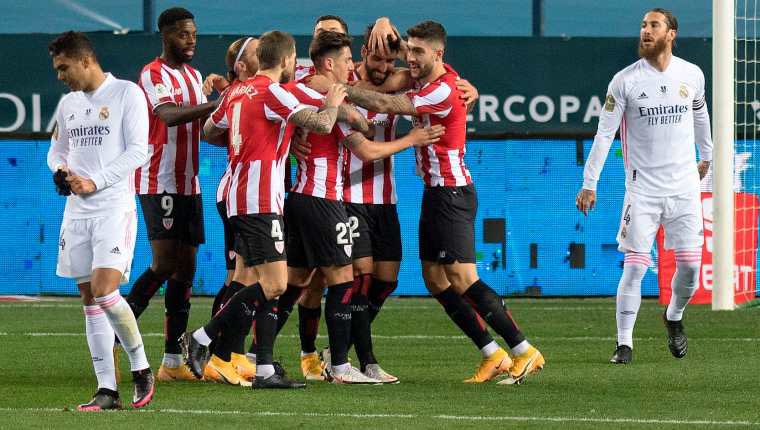 DatAthle's tweet photo. El Real Madrid ha ganado 23 de sus últimas 28 eliminatorias y finales a partido único.

De sus cinco derrotas, DOS han sido frente al mismo equipo.

#AthleticClub https://t.co/DAIk2gQICG