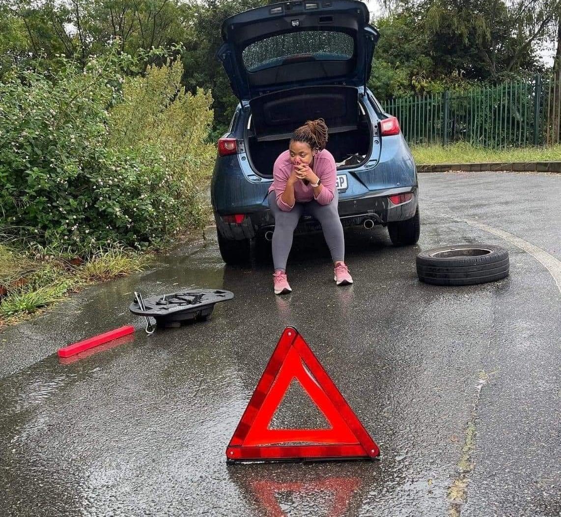 KingDon_za's tweet photo. Ladies how many of you can change a tyre 🤔 https://t.co/eiE335Cz7B
