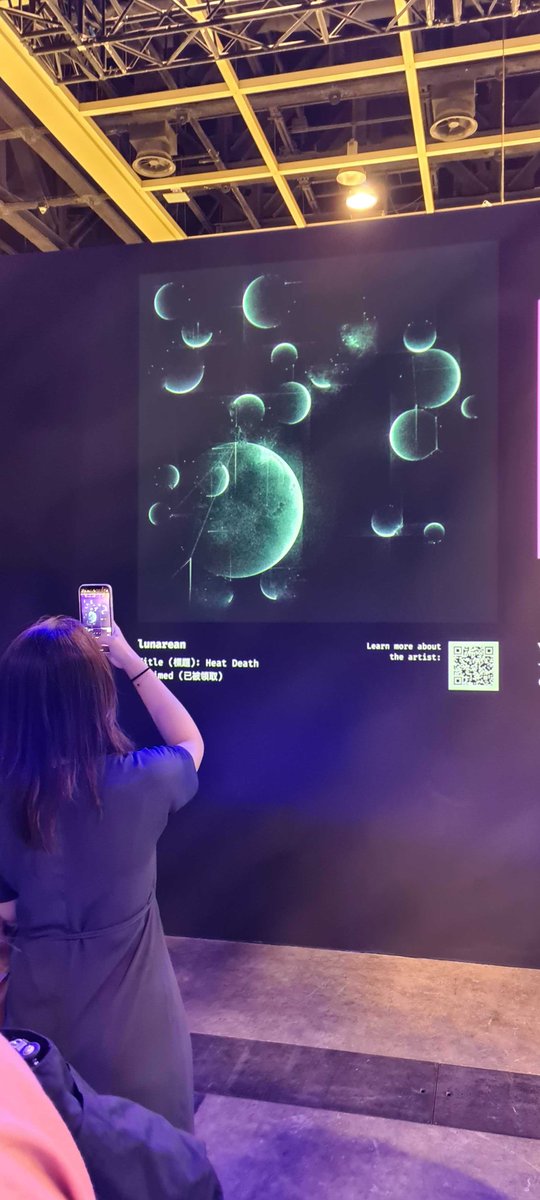 TzApac's tweet photo. #photoception @lunarean https://t.co/IB6ffrw17V