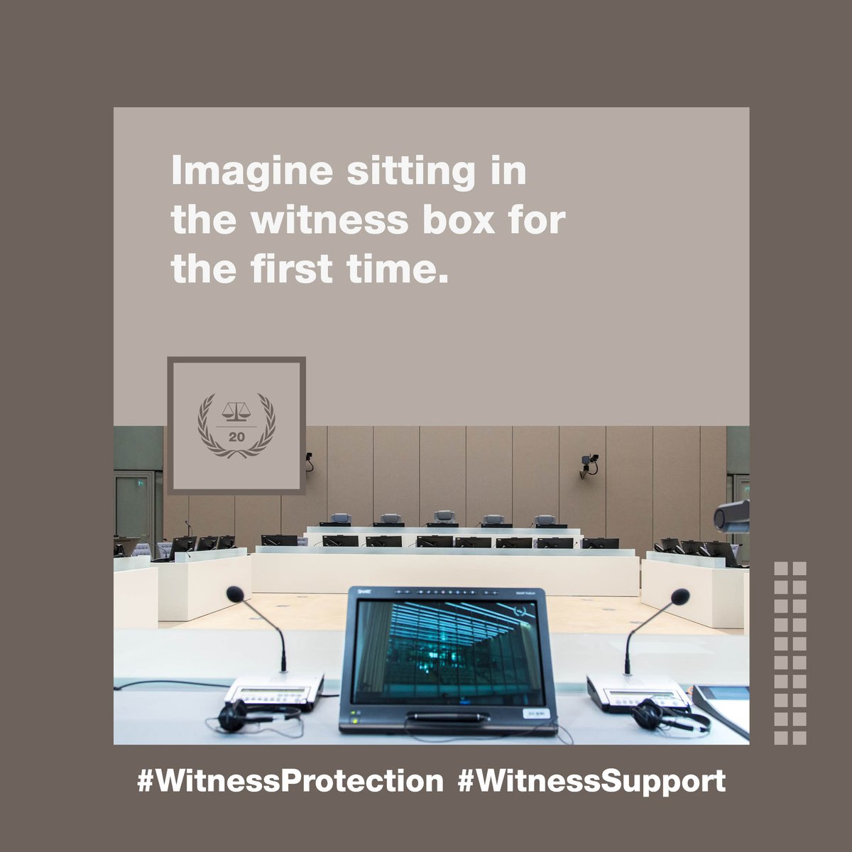 IntlCrimCourt's tweet image. #WitnessProtection
#WitnessSupport

Being familiar with the Courtroom helps witnesses know what to expect and focus on their testimonies.
The first time in  the Courtroom, witnesses can see: 
➡️ Where they+others will sit
➡️ How the interpretation+technology works

#MoreJustWorld