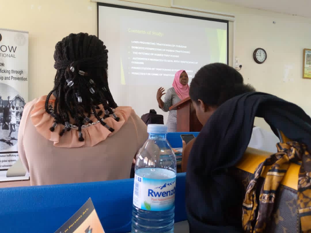 Igoye Young Professional Mentorship Institute (@ypmp_ug) on Twitter photo Take note;
"The law protects the public against working as slaves....
Right to work and freedom to servitude..." Ms Naimah Bukenya
<a href="/YPMP_Ug/">Igoye Young Professional Mentorship Institute</a> <a href="/KasUganda/">KAS Uganda & S.Sudan</a> <a href="/MukisaPhiona3/">Mukisa Phiona</a> <a href="/timo_ug/">TIMOTHY ORIGUMISIRIZA</a> <a href="/ChaigaDestiny/">Destiny Gladys Chaiga</a> <a href="/opotaAsiimwe/">Asiimwe joshua Opota π¨βππ¨ββοΈ</a> <a href="/bkagaba1/">Kagaba Bonny</a> Take note;
"The law protects the public against working as slaves....
Right to work and freedom to servitude..." Ms Naimah Bukenya
<a href="/YPMP_Ug/">Igoye Young Professional Mentorship Institute</a> <a href="/KasUganda/">KAS Uganda & S.Sudan</a> <a href="/MukisaPhiona3/">Mukisa Phiona</a> <a href="/timo_ug/">TIMOTHY ORIGUMISIRIZA</a> <a href="/ChaigaDestiny/">Destiny Gladys Chaiga</a> <a href="/opotaAsiimwe/">Asiimwe joshua Opota π¨βππ¨ββοΈ</a> <a href="/bkagaba1/">Kagaba Bonny</a>