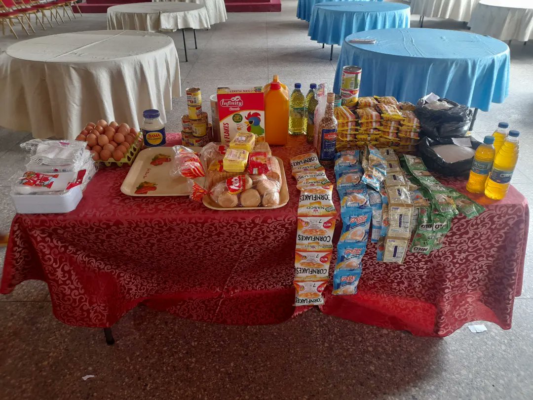 CyonAbuja's tweet photo. "You don't need a silver fork to eat good food."

The CYON Archdiocese of Abuja Cooking Competition  3rd Edition. Theme: My Kitchen Secret.

Live at Out Lady Queen of Nigeria Pro-Cathedral, Area 3.

Officially begin in few minutes (10am) https://t.co/nI5webJZDw