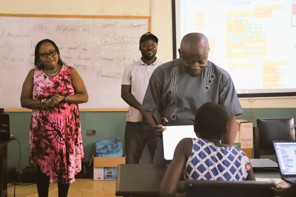 johnawuni's tweet photo. Join the Ministry of Communications and Digitalisation as Minister Mentors 1000 girls trained in ICT in the Ahafo region, 30th (Mentorship) 31st May (Climax) at Acherensua SHS in the Asutifi South District. #Accessingictsafely @UrsulaOw @mocghana @GIFECGhana @GhanaMet https://t.co/iSvLTmH8a6