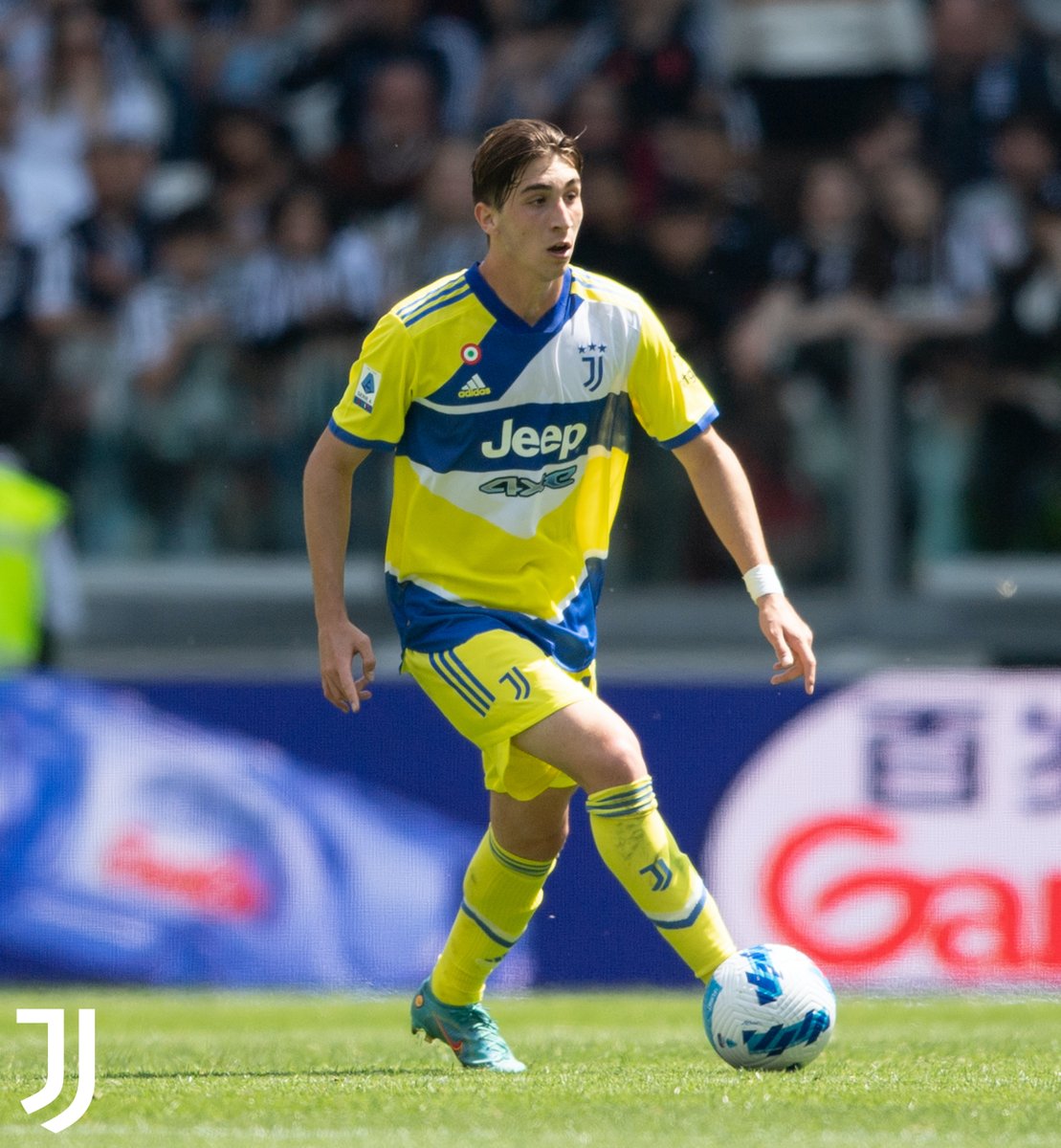 JuventusFC tweet media