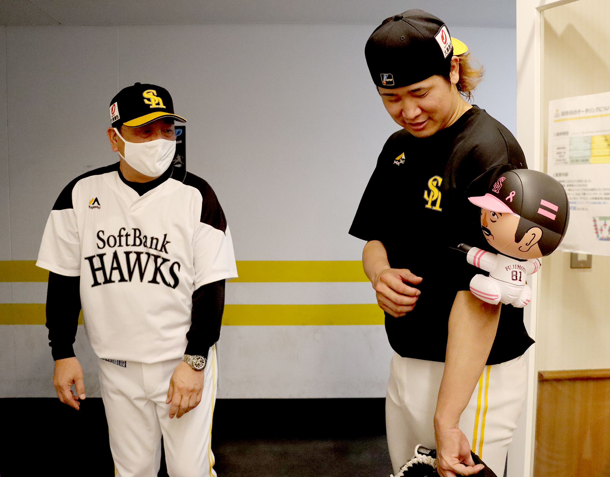 タグ付新品 福岡ソフトバンクホークス デニス・サファテ投手ユニフォーム