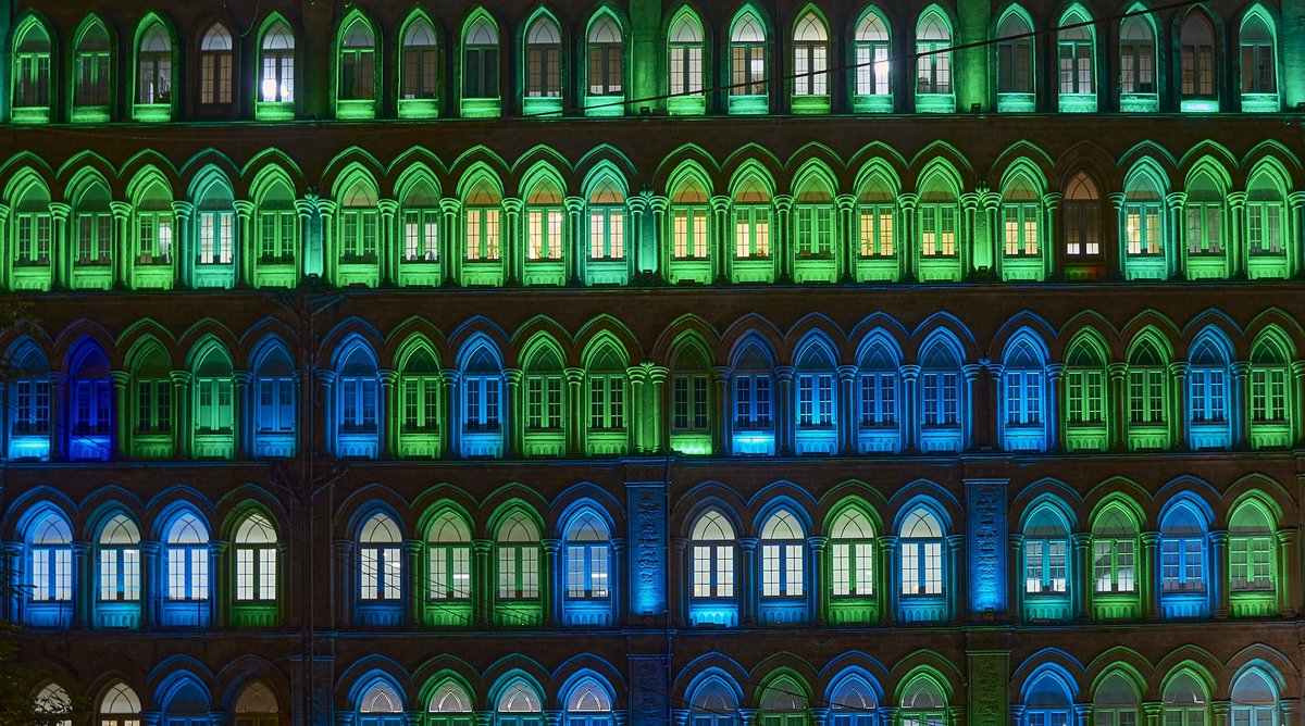 jimeet_pawaskar's tweet photo. As @SadhguruJV approaches the culmination of the 100 day motorcycle journey for #SaveSoil Movement, #Mumbai awaits with bated breath to welcome him. #BMC building looking majestic lit up with https://t.co/H0pXEqNTih colours.

@cpsavesoil 
@CMOMaharashtra @AUThackeray 

PC: 🙏🏽 https://t.co/tqILOPebze