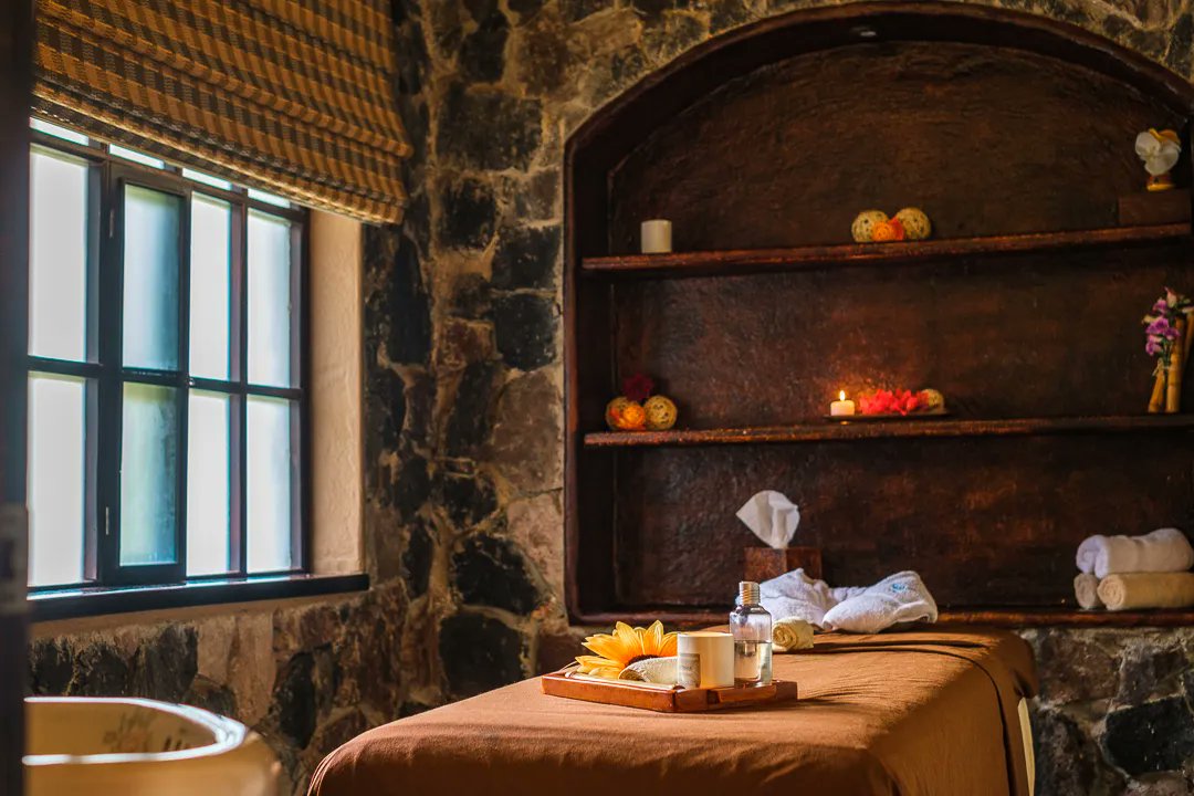 Anomadphotgraph's tweet photo. [Best &amp; Off] After travelling and working for more than 4 months in Colombia and Ecuador, here is a small best off of my 6 favorite hotels (difficult choice). Personal choice based as much on the aesthetics of the place as on the quality of the services
4 : Papallacta termales https://t.co/FprSHZyCOi