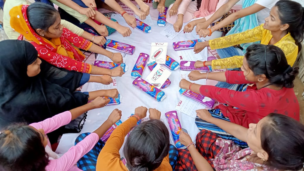 Priyaku97665897's tweet photo. #MenstrualHygieneDay2022
#YoungUrbanWomen
#righttoperiods https://t.co/nzWeCGTdMr