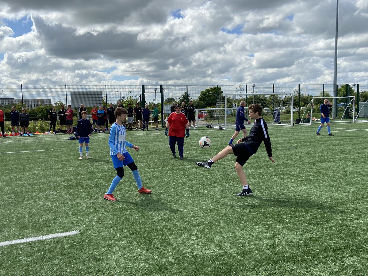 OxfordshireFA's tweet photo. First session of the day underway looking at the Benefits of Small Sided Games with @vphalsall. #OFACC22 https://t.co/WKA9kXTSX7