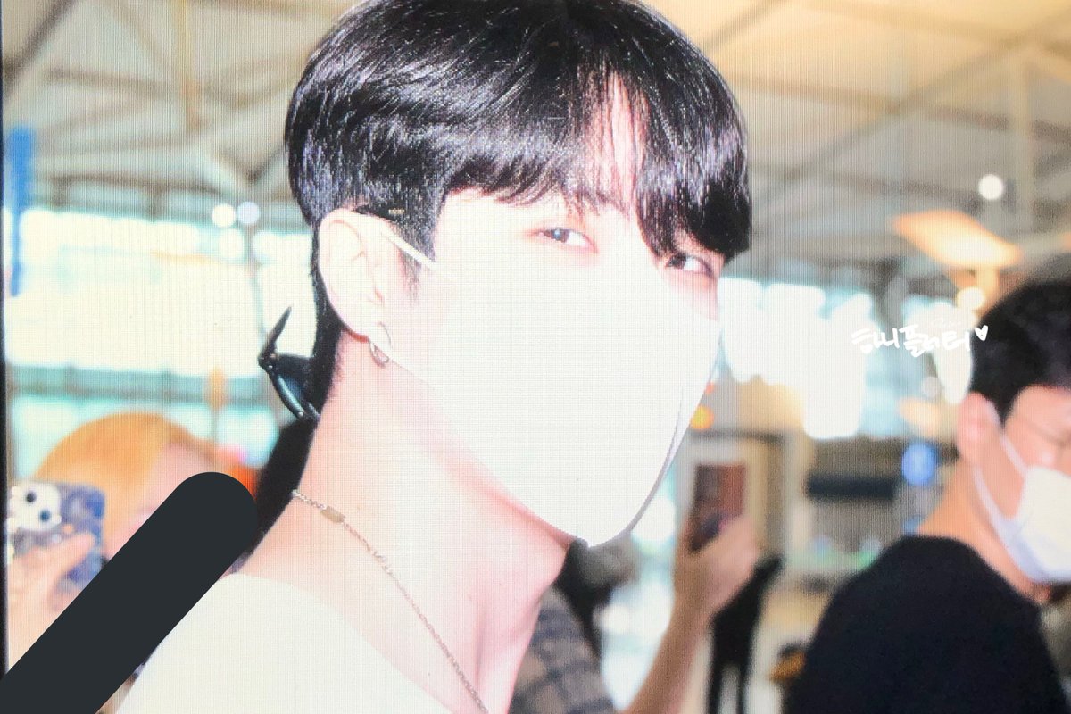 _Haniflutter's tweet photo. <preview>
220528 ICN 출국

#위아이 #WEi #김동한 #동한 #KIMDONGHAN https://t.co/I58D0sWy6n