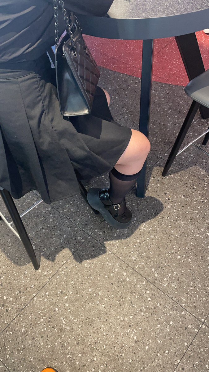 这样的小姐姐可爱吗