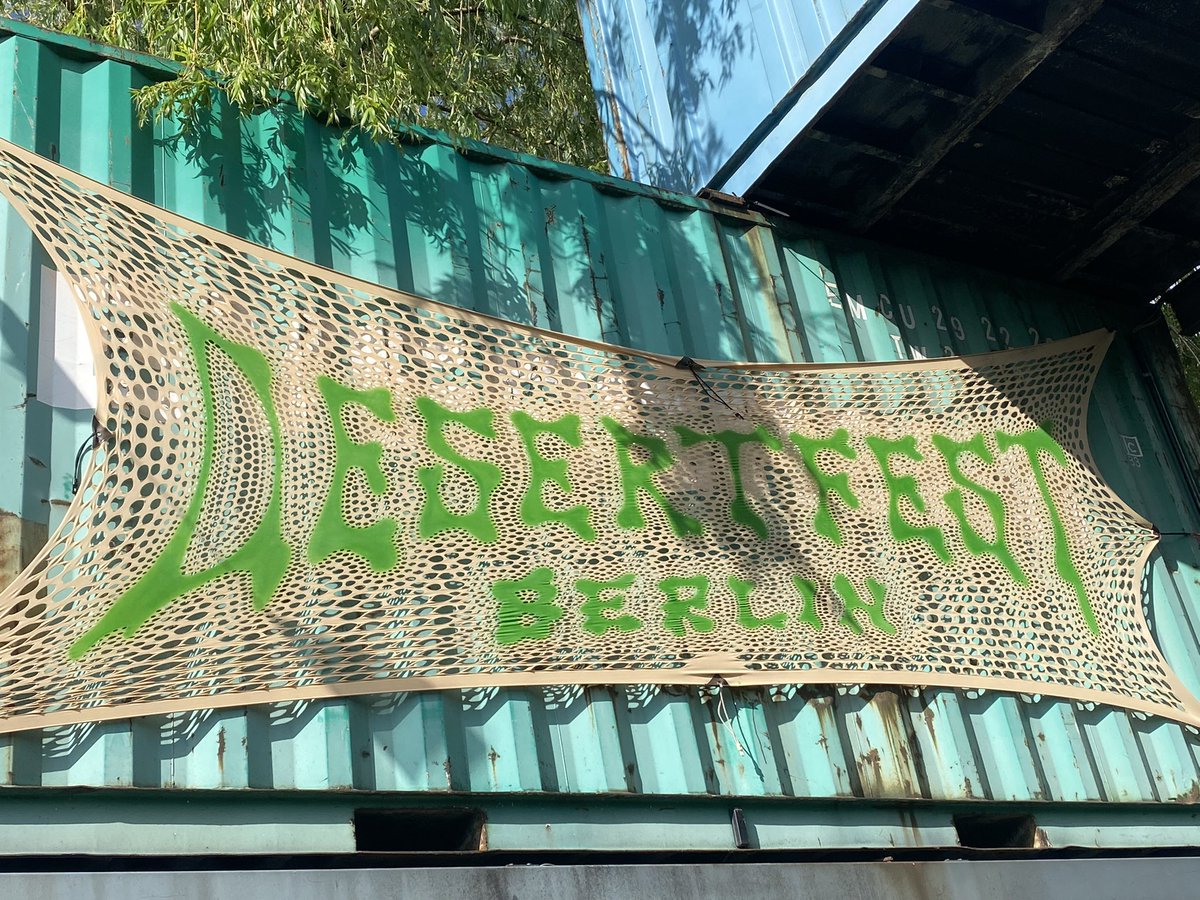 Fuzzed Out Radio Show tweet media