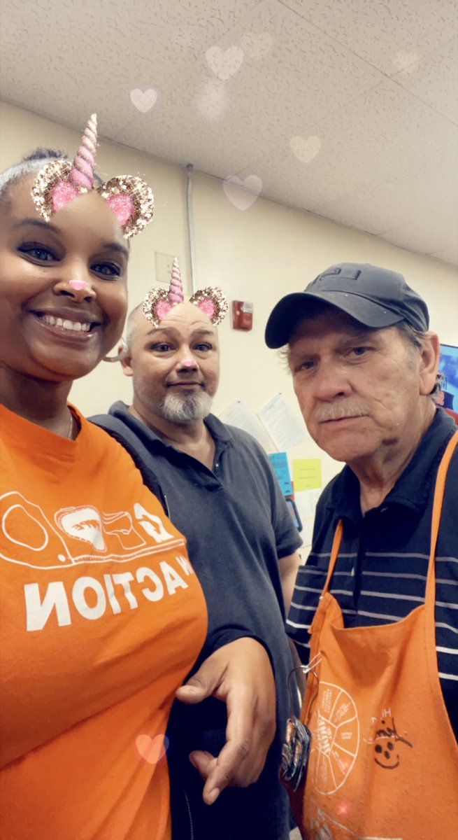 On this Freight team Friday <a href="/Homedepot389/">Homedepot0389</a> we rehashed our, wins, record unload time(s) , safety on lift equipment, and opportunities. Thank you all again for everything “y’all” contribute.#End2End #HomeDepot #NightShift