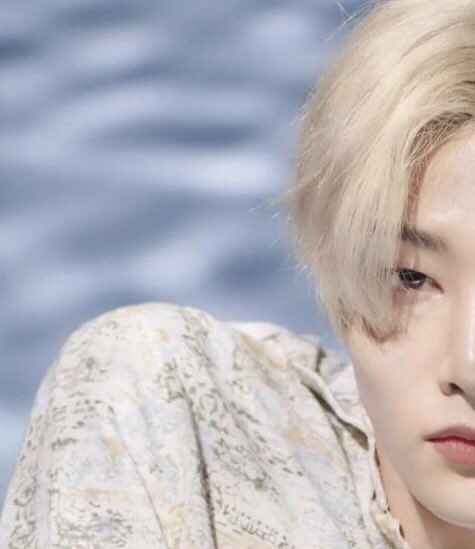 lixiesbok's tweet image. yang jeongin