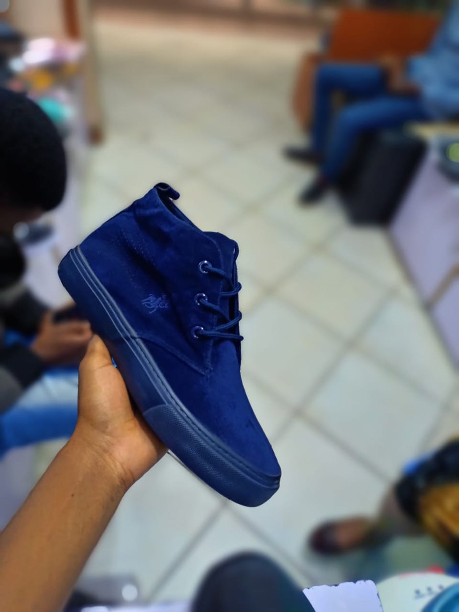 UApparell's tweet photo. Quality unisex rubbers shoes
Available from size 40-44 at an offer of 1499/=
Call/app 0707390310 for orders/delivery.
Agro house 2flr 2room  opposite Afya center.
#Igathe#Uhuru Gardens#Sakaja https://t.co/p89Z62d6yn