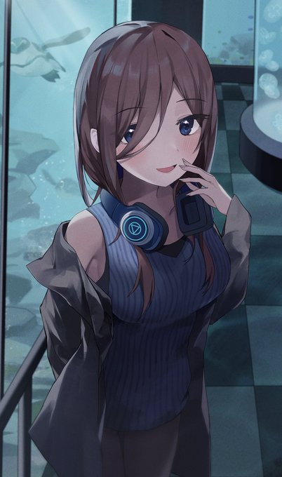 Nel ねる⚓️@ホロクル10th【J-02】さんがTwitterに投稿した中野三玖(五等分の花嫁)のイラスト。