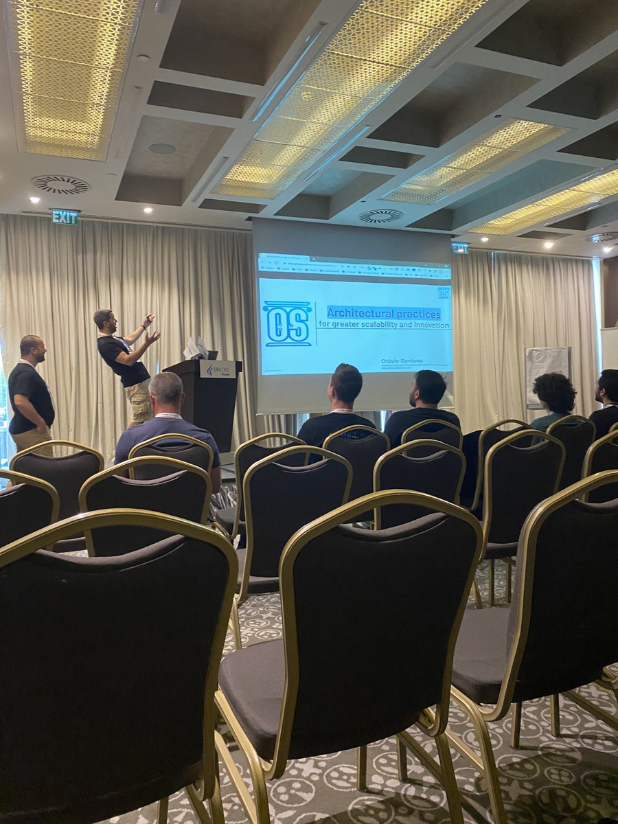 tarikguler17's tweet photo. 😂 #javadayistanbul https://t.co/0n4iEj8RJx