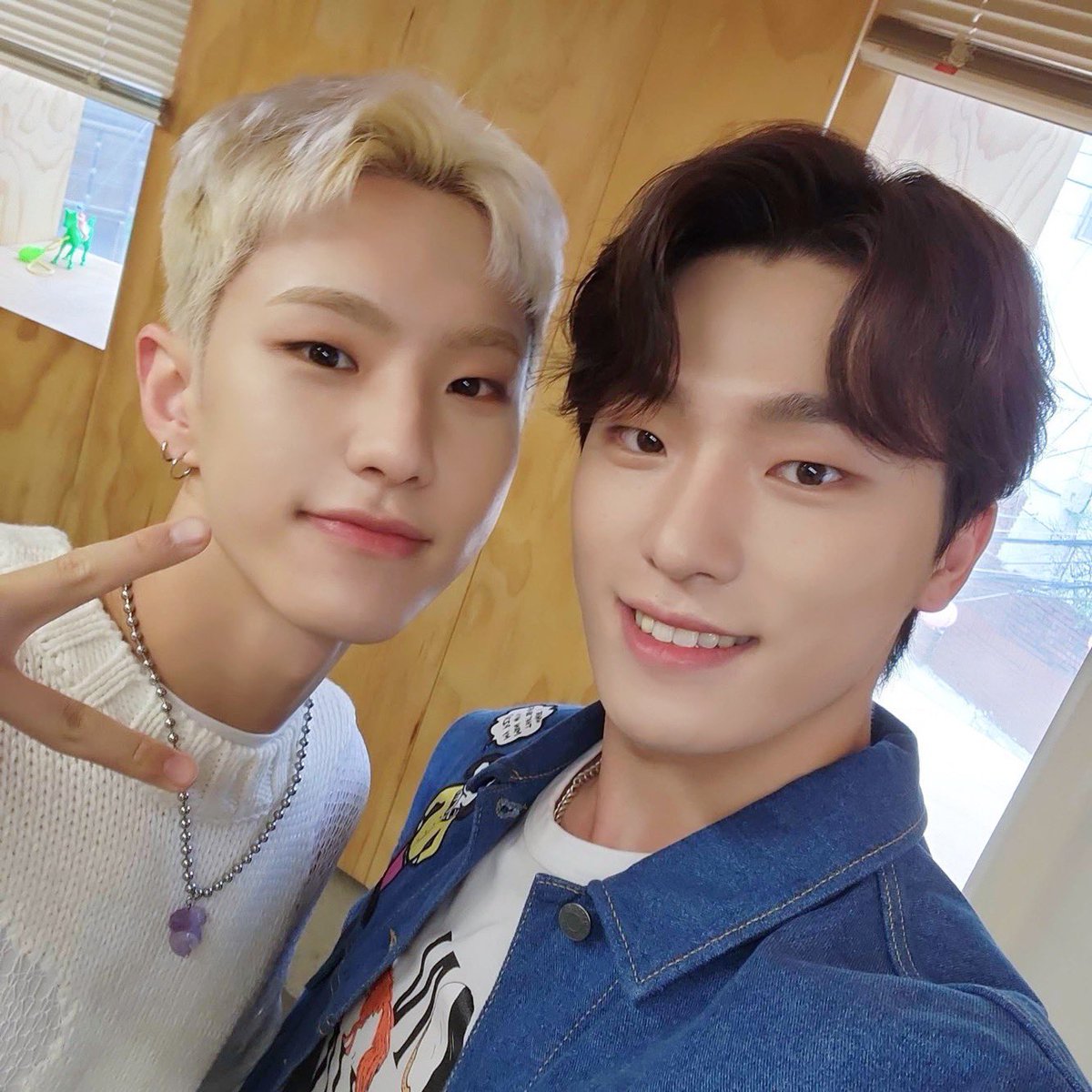 pjwaces's tweet photo. OMG HYUNSUK AND JEONGWOO UPDATE 😭😭😭 https://t.co/LqLqDZTmSB