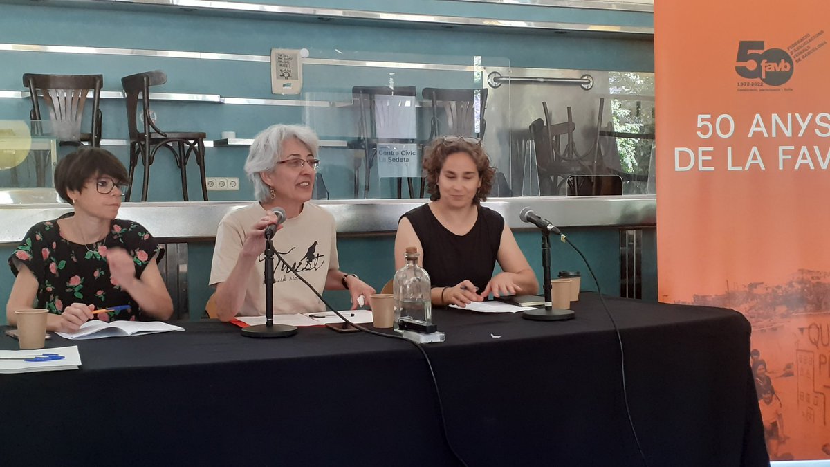 FAVBcn's tweet photo. 🗣 Comença el següent dels #Debats50Favb sobre el futur de Barcelona amb perspectiva veïnal.

👉 Participació i acció veïnal

Laia Forné (@LahidraCoop)

Berta Cendrós (@bertacendros)

Ana Menéndez (Favb) https://t.co/NmwO6YgckI