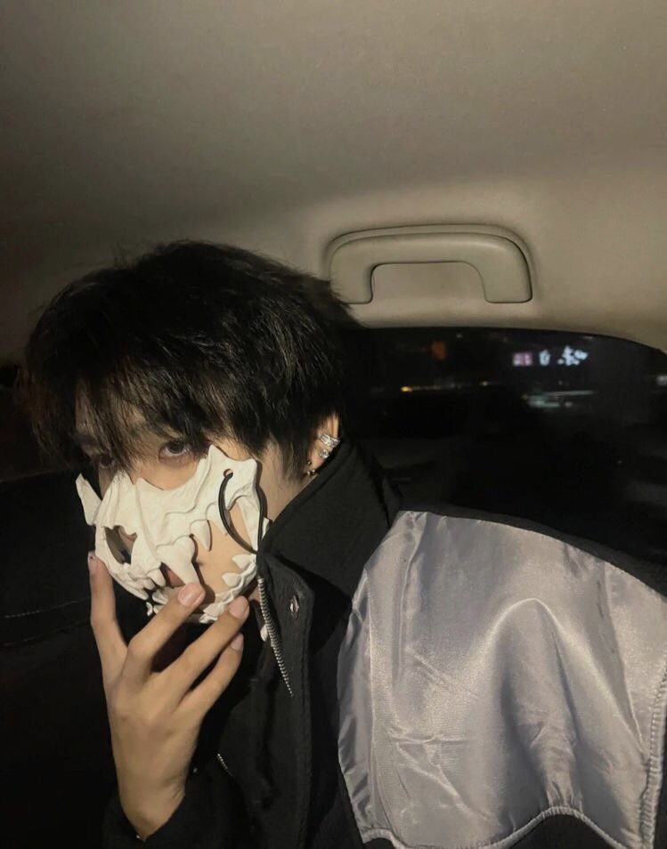 ㅤ

      XERXUS.⠀ UPDATE 
  ㅤㅤㅤㅤ   ㅤ⏱️: 6:06 pm
ㅤ               
      bony mask.
ㅤㅤㅤㅤ