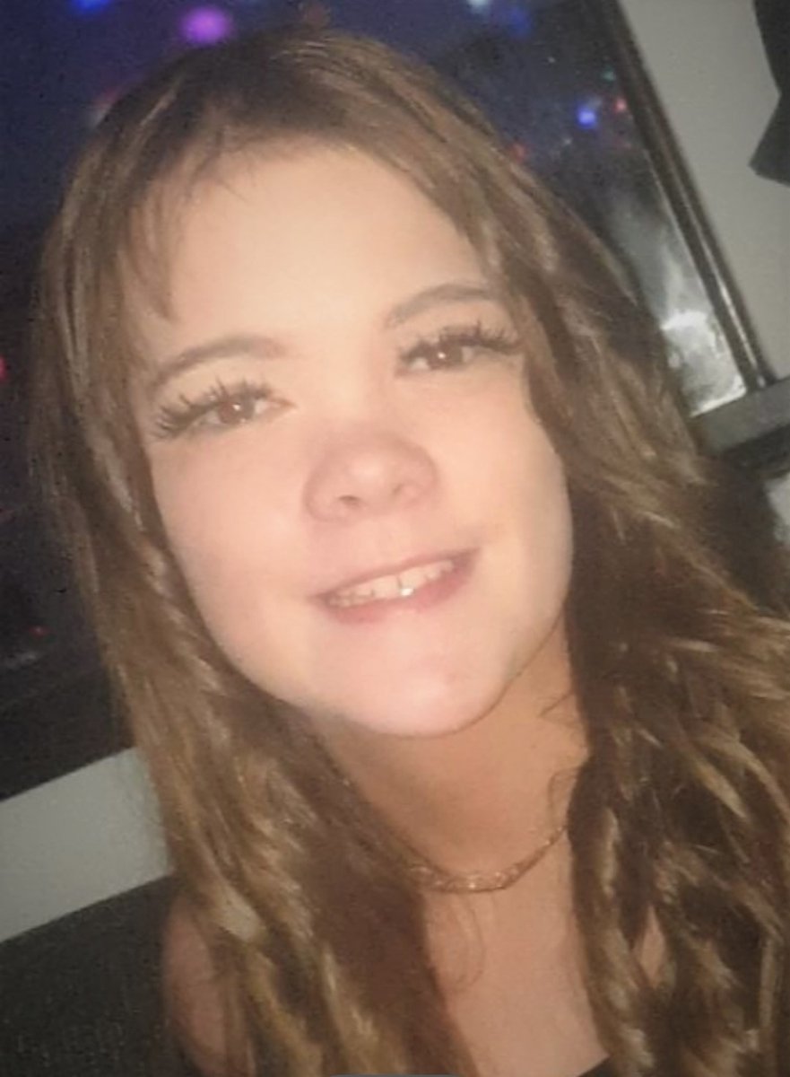 Clyde1News's tweet photo. MISSING: Have you seen 14-year-old Rachael Lawrie from Midlothian?

She was last seen on Thursday in Newbattle Road around 11.50am, walking towards Easthouses.

She's 5ft 5ins with long, fair hair, has connections in Lanark &amp; Dunfermline &amp; may have travelled to the Glasgow area. https://t.co/yjEBLHuj3O
