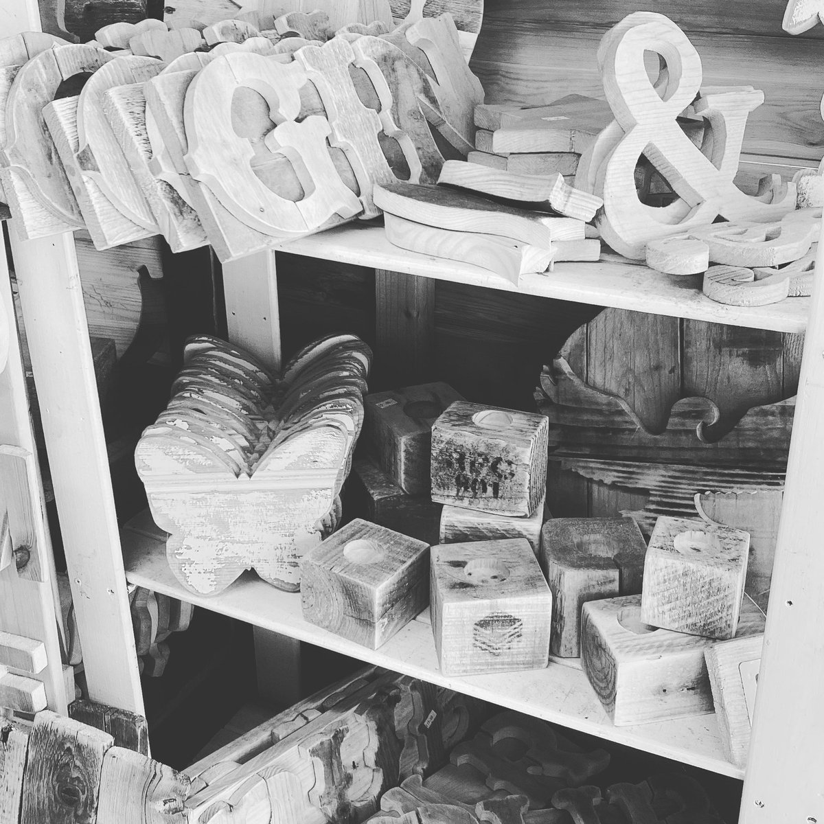 All setup for the weekend here @aberfallsdistillery #SmallBiz #shoplocal #rusticshelving #RusticHomeDecor #Retail #smallbusiness #ShopSmall