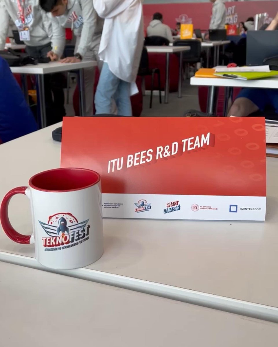 İstanbul’da doğan güneş, Bakü’de parlar. 🚀  ITU BEES R&amp;D TEAMs WAS HERE! 💪🏼 ⁦@ikoyuncu07⁩ <a href="/teknofest/">TEKNOFEST</a>_azerbaijan 
@teknofest 
<a href="/itu1773/">İTÜ - İstanbul Teknik Üniversitesi</a> 📢📢📢