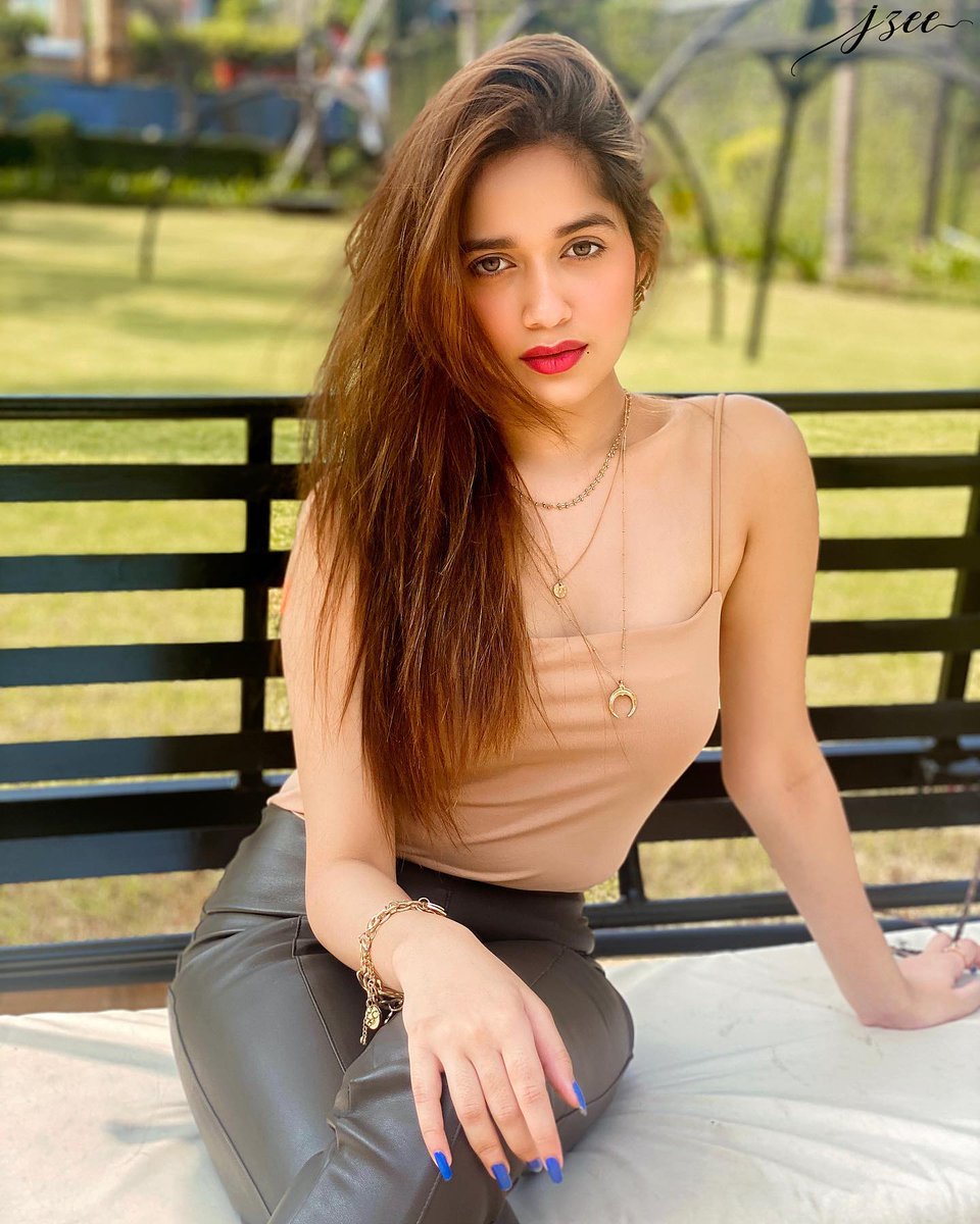 Is_abella_james's tweet photo. Perfectly imperfect ✨ https://t.co/YTQz0haJsN