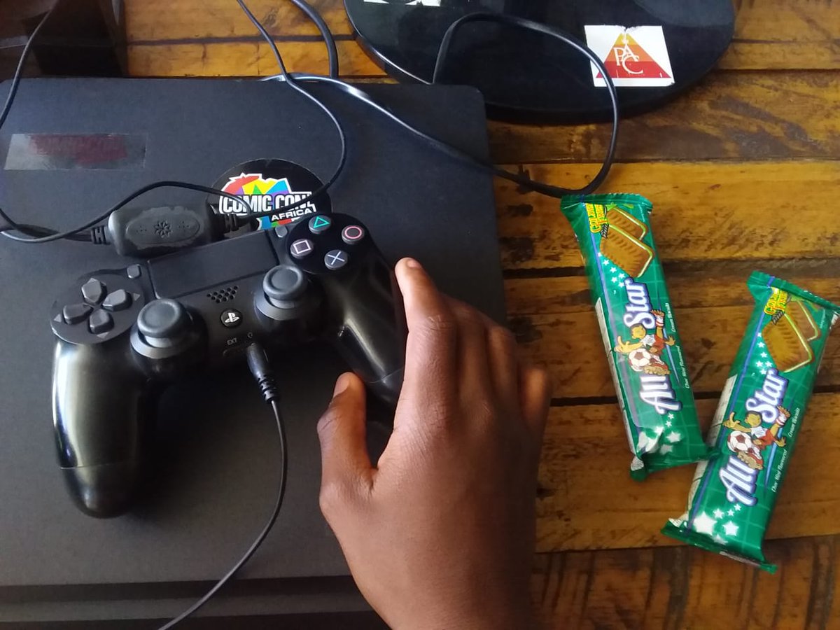 CafeLaMonice's tweet photo. It's Saturday , meaning much more Fifa games and more fun from @buttonmashza , featuring young champions from ekasi hosted @HouseMwari #PlayStation #Xbox @Xbox @EASPORTSFIFA @Sony 🎮 🥅 🏑 ♟ ⚾️ 🥋 https://t.co/7HU3c7szMV https://t.co/0AMbDuw0wv