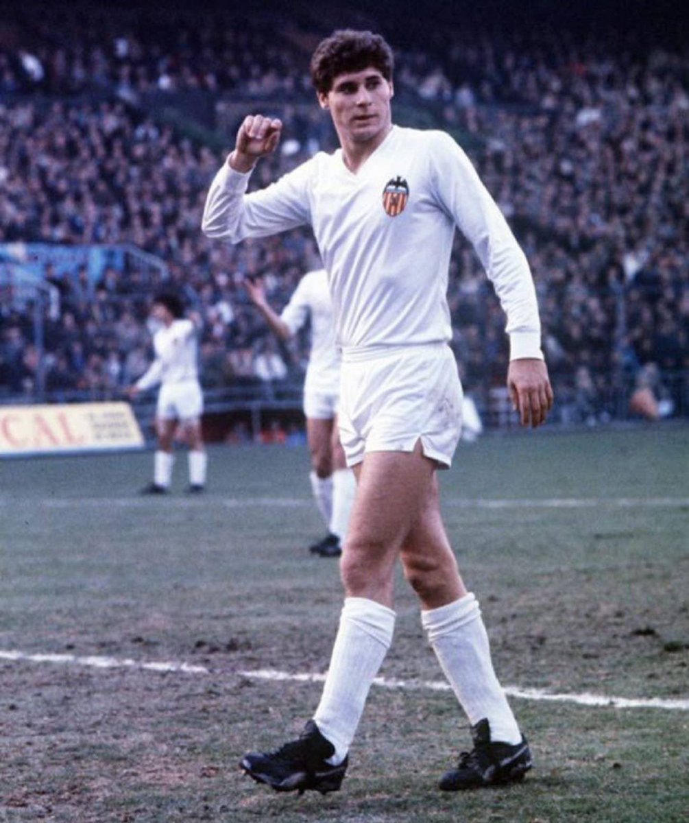 𝗖𝗶𝗯𝗲𝗿𝗰𝗵𝗲 tweet media