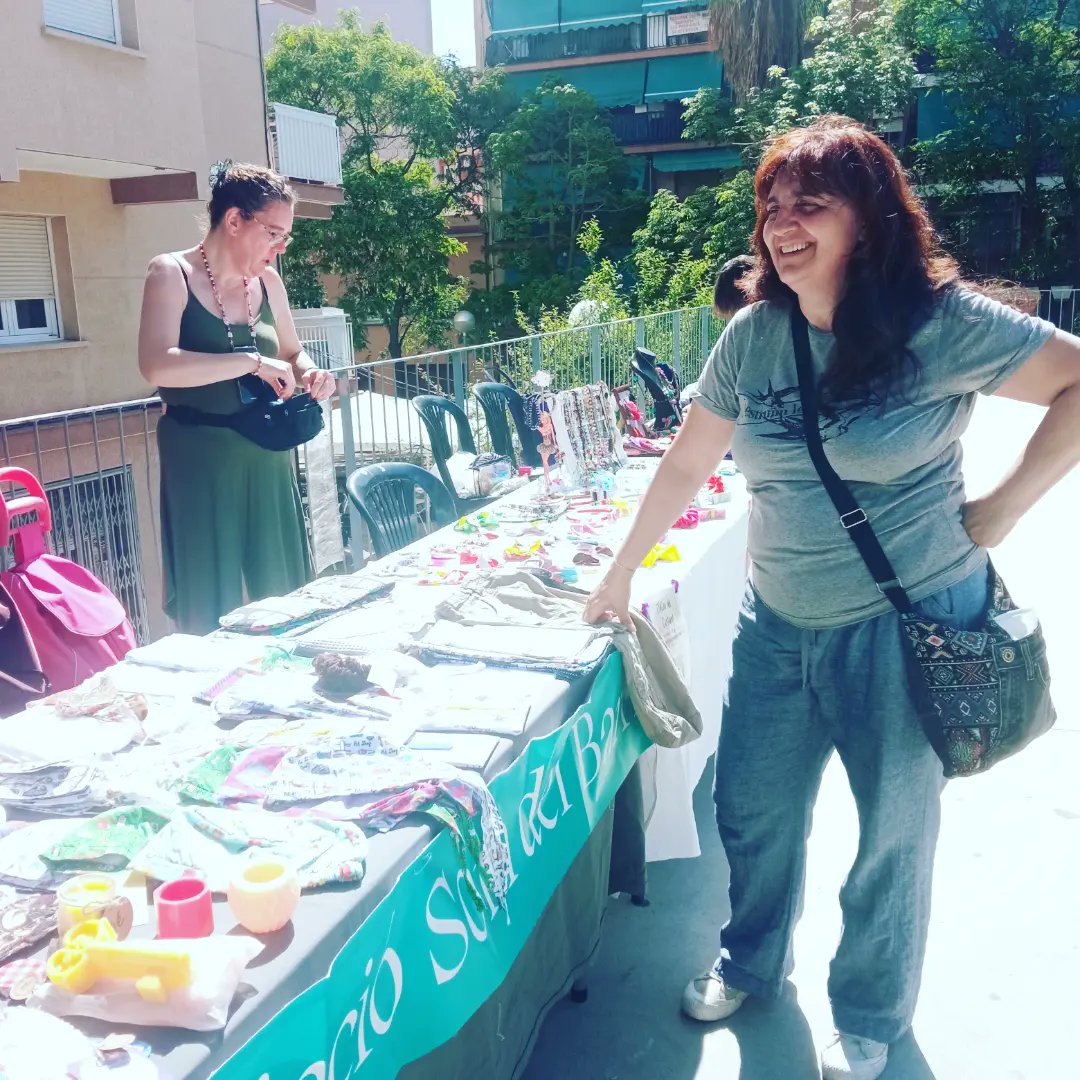 Som del Barri tweet media