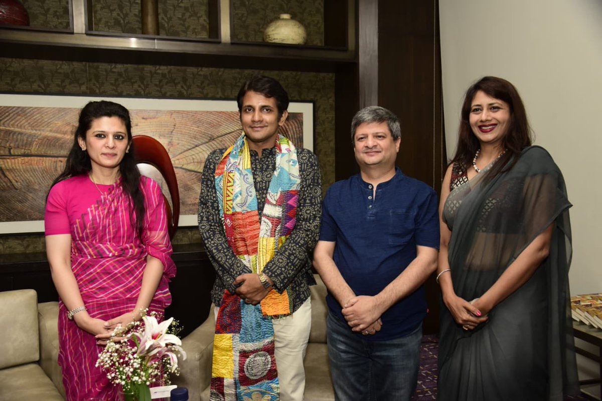 Booksenbeyond1's tweet photo. One of the #renowned #author @tuhins engaged the avid readers of #faridabad  with thought provoking #stories  about #BirsaMunda @Kalam_North @HumaneFoundati4 @FoundationPK 

#Prabhakhaitanfoundation  #Humanefoundation #booksenbeyond  #authorlife #event #booklaunch #hindilanguage https://t.co/Lymc6cbmEr