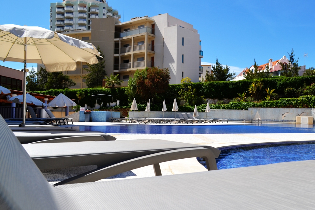 ALgestALgarve's tweet photo. ☀️VENHA PASSAR UNS DIAS NO ALGARVE☀️
PRAIA DA ROCHA –200 m da Praia- Apartamento para 4 pessoas
https://t.co/k0nE64oSRB
#algarve #turismodeportugal #thebestofalgarve #family #gestaodealojamentolocal #casadeferias #holidays #privatehouse #follow #like #holidayrental #summer https://t.co/qVRF1VU9hA