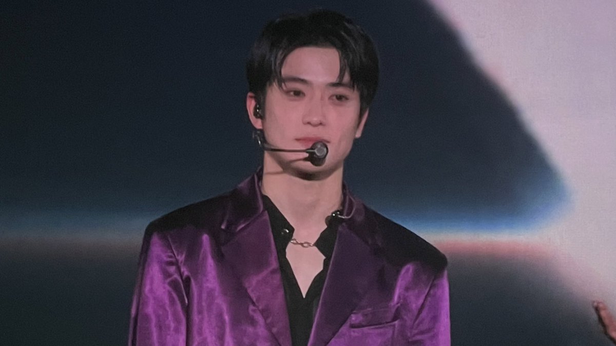 풀잎 tweet media